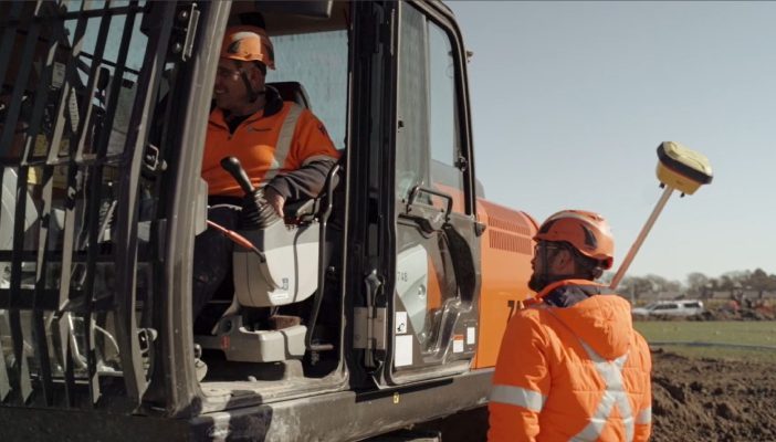 Leica Semi-Auto Machine Control 